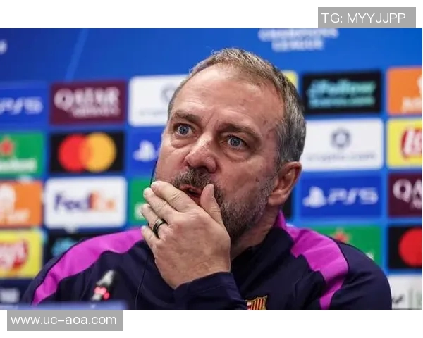 德比战前最后一练弗里克库巴西伯纳尔齐聚训练场备战 德比战前最后一练弗里克库巴西伯纳尔齐聚训练场备战